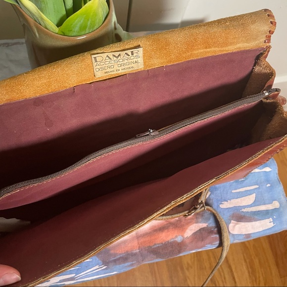 VTG Elephants 1970’s Gem Crossbody Leather Bag - Picture 6 of 12